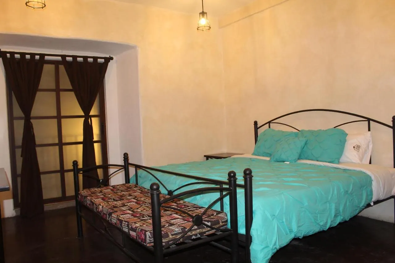Hotel El Descanso Barrio Del Artista Puebla Mexiko